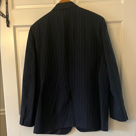 Classic Black Pinstripe Men's Blazer by Banana Republic - Picture 4 of 7